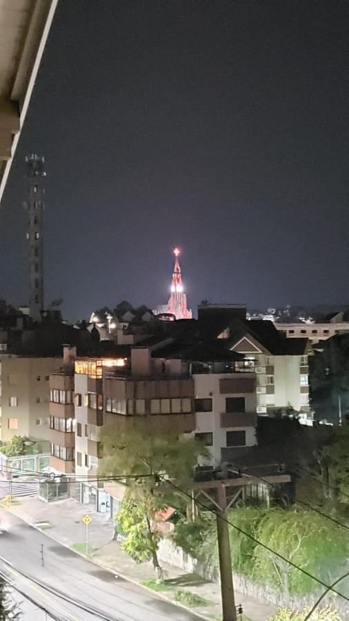 Excelente Apartamento Duplex No Centro De Canela Appartamento Esterno foto